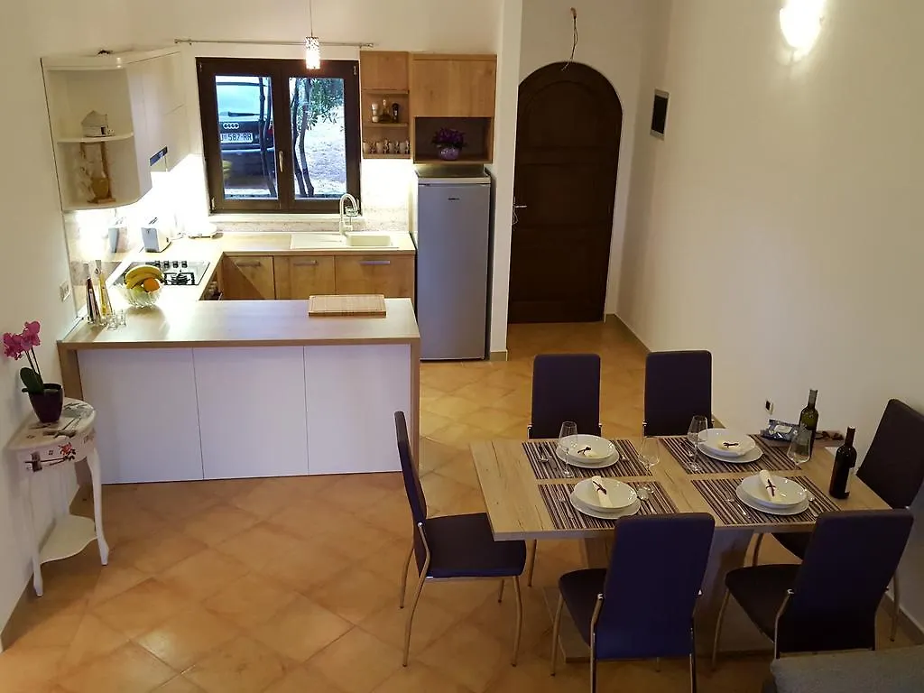 Istria Holiday Home Villa Adriatic Kastelir