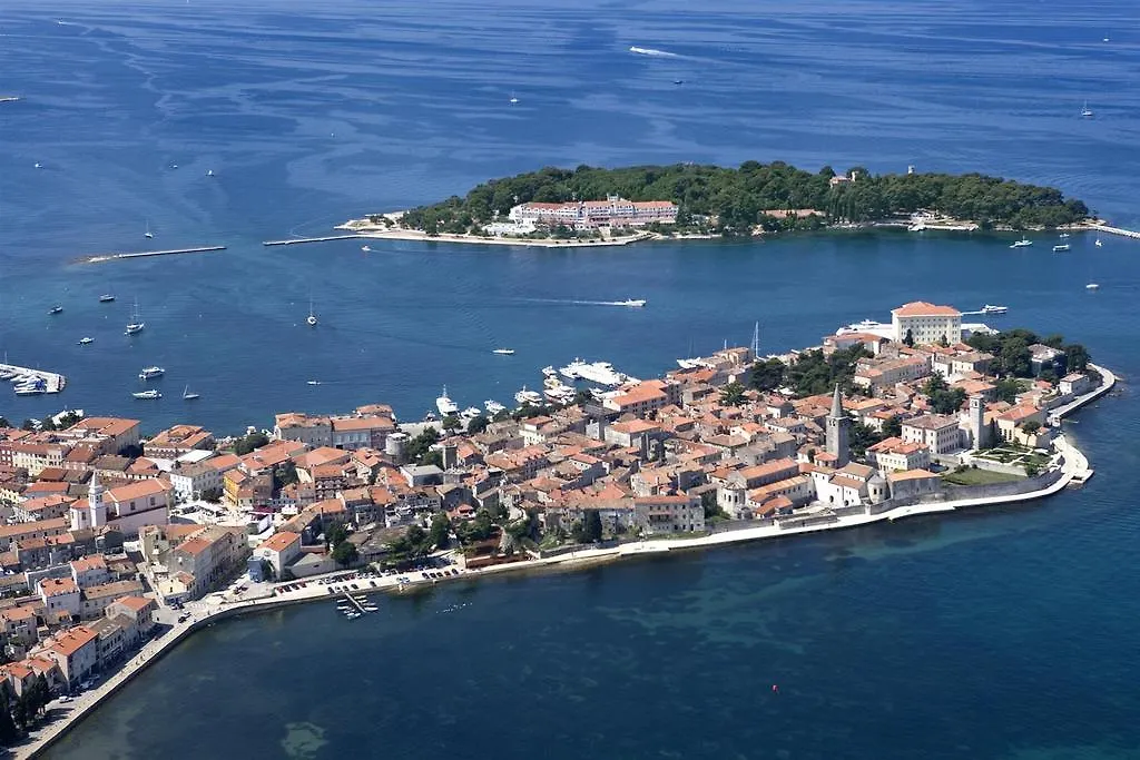 Istria Holiday Home Villa Adriatic Kastelir  Croatia