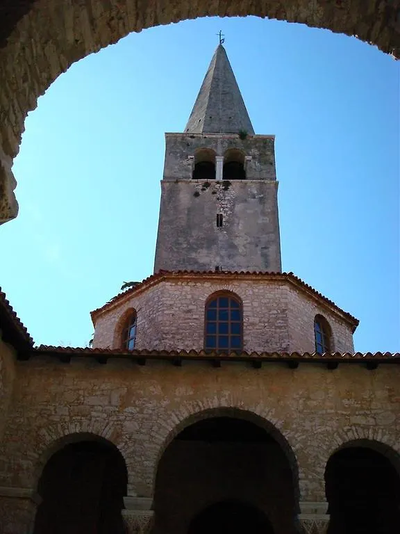 Istria Holiday Home Villa Adriatic Kastelir