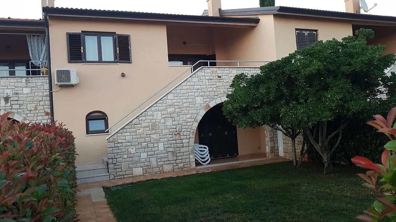 Istria Holiday Home Villa Adriatic Kastelir